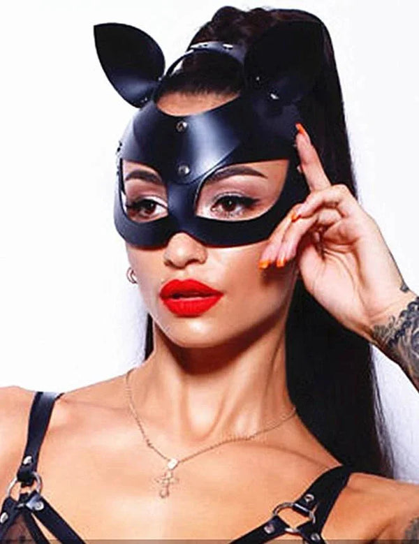 Elegant Black Cat eye Mask - LushIntimate 